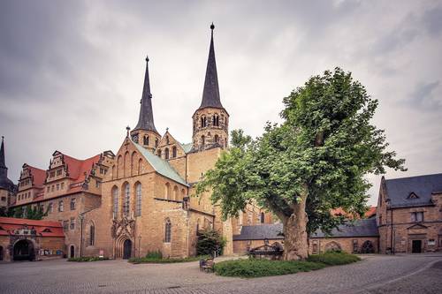 Außenansicht Kaiserdom Merseburg (c) Vereinigte Domstifter Foto Falko Matte