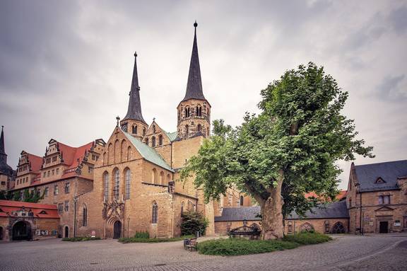 Außenansicht Kaiserdom Merseburg (c) Vereinigte Domstifter Foto Falko Matte